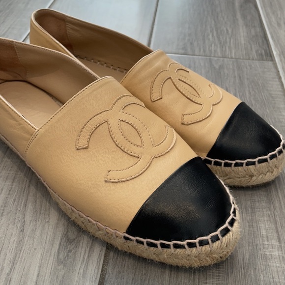 Chanel Lambskin espadrilles - Picture 7 of 10